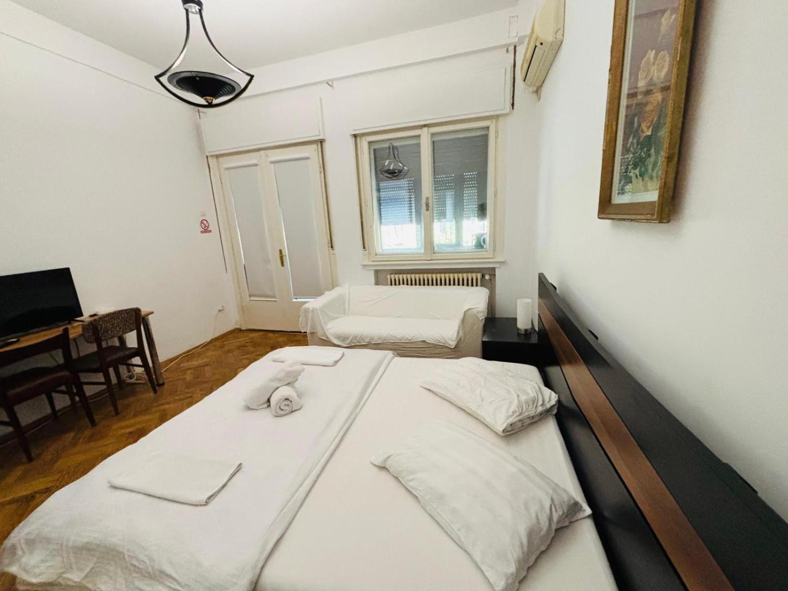 Iancu Apartments บูคาเรสต์ ภายนอก รูปภาพ