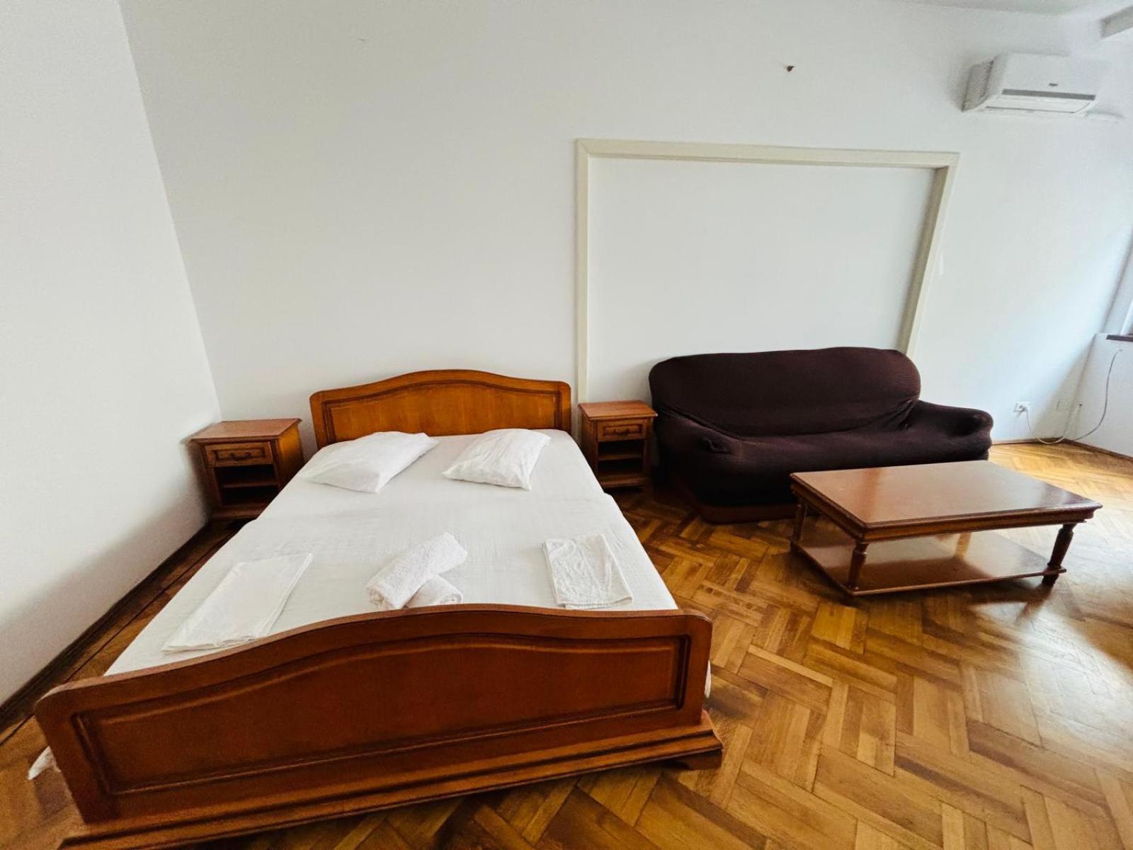 Iancu Apartments บูคาเรสต์ ภายนอก รูปภาพ