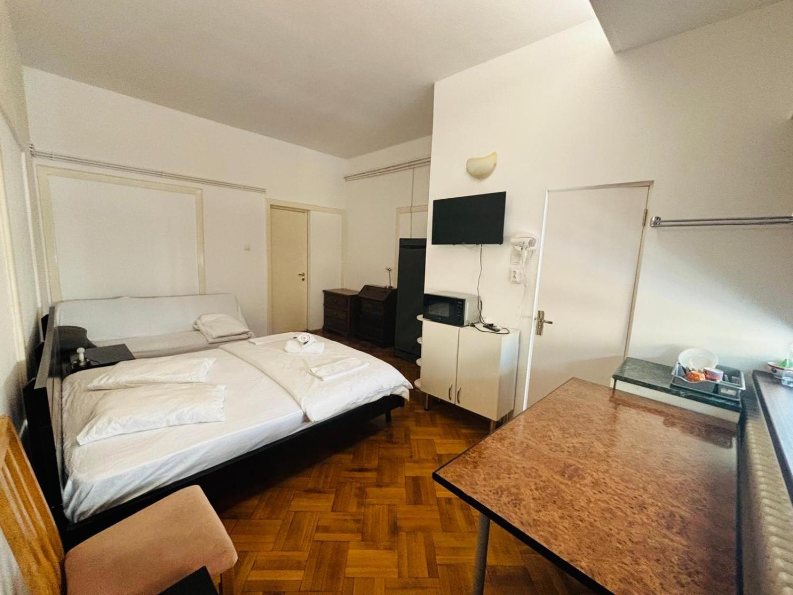 Iancu Apartments บูคาเรสต์ ภายนอก รูปภาพ